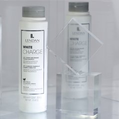 Lendan White Charge tónujúci šampón pre blond vlasy 300 ml